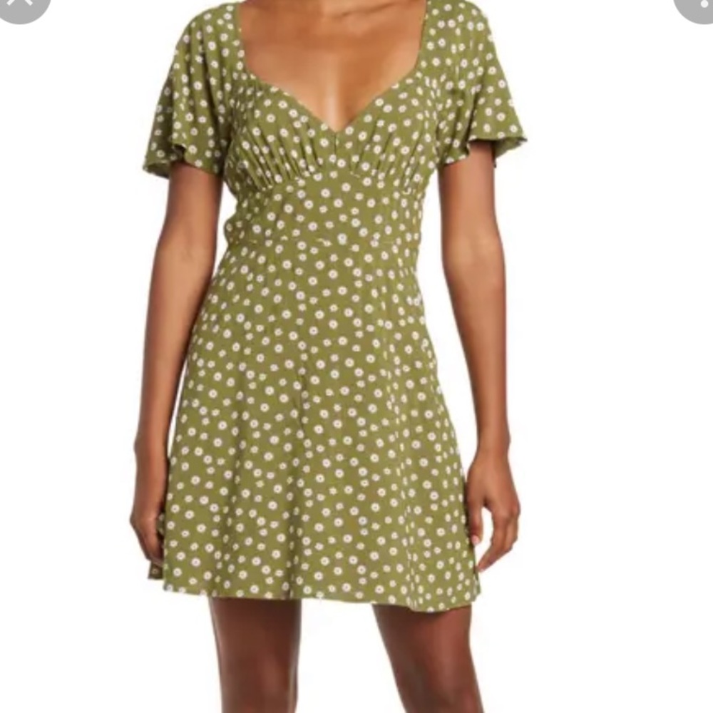 Abound daisy print skater dress - Picture 1 of 4